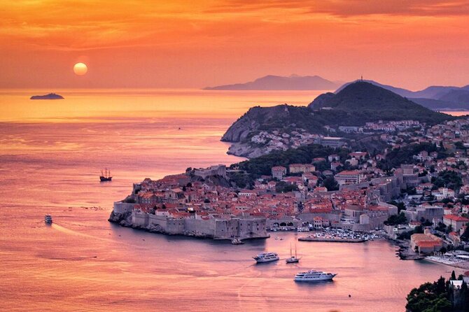 Golden hour SUNSET CRUISE from Dubrovnik Old Town - Golden hour views over Dubrovnik’s UNESCO walls and Lokrum Island