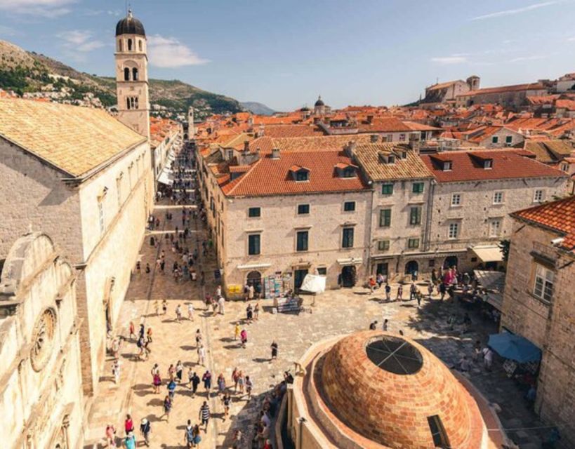 Group tour: Dubrovnik Walking Tour (1h duration, 9:30am, 6pm - Meeting at Pile Square, Starting Where the Old Town Breathes