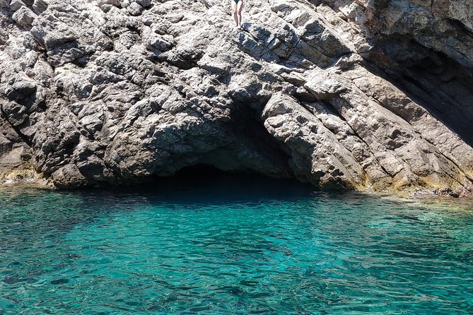 Half-Day Best Beaches & Bays Private Speed Boat Tour - Kolocep Island, caves and cliff jumping for the brave (and the curious)