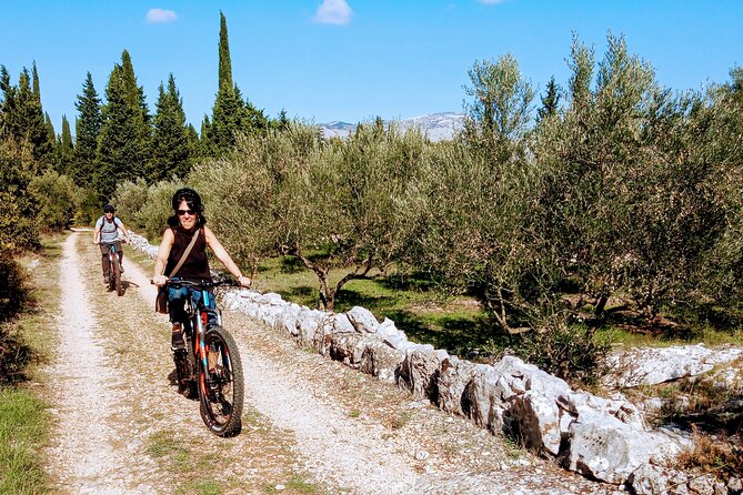 Half-Day Bike Tour in Lumbarda with Wine Tasting - Stop 1: Church of St. Anthony and the cypress-lined steps