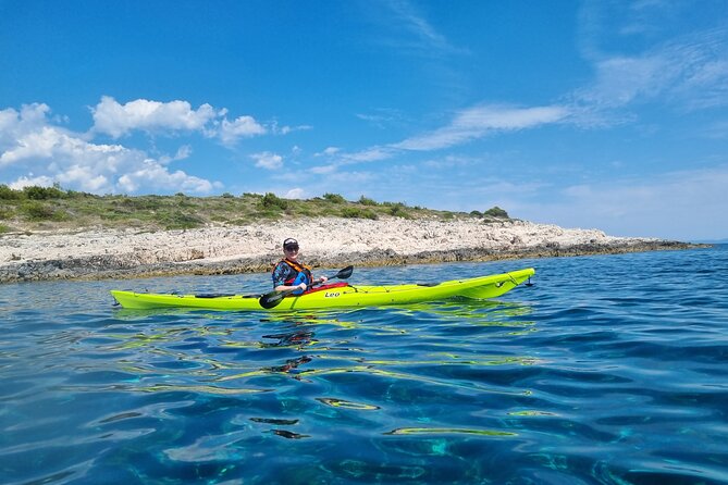 Half-day kayak tour from Hvar town - The return paddle to Križna Harbour: relaxed and scenic
