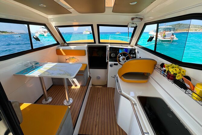 Half Day Speedboat Tour to Three Islands from Trogir - Captains, waves, and why timing can feel smoother than you expect