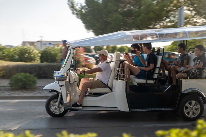 Hidden Gems of Zadar Eco tuk tuk Tour - Sfinga, Markets, and Barkajoli Boats: the stops with stories