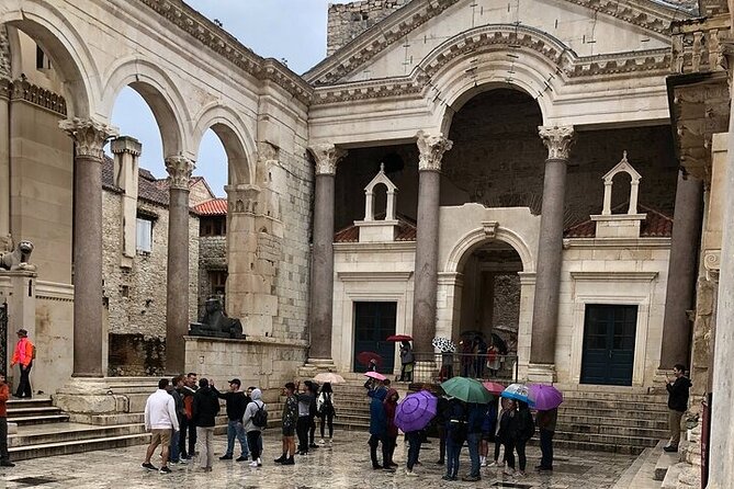 History Split Walking Tour in French -Small group - Diocletian’s Substructures: How the Palace Functioned Over Time