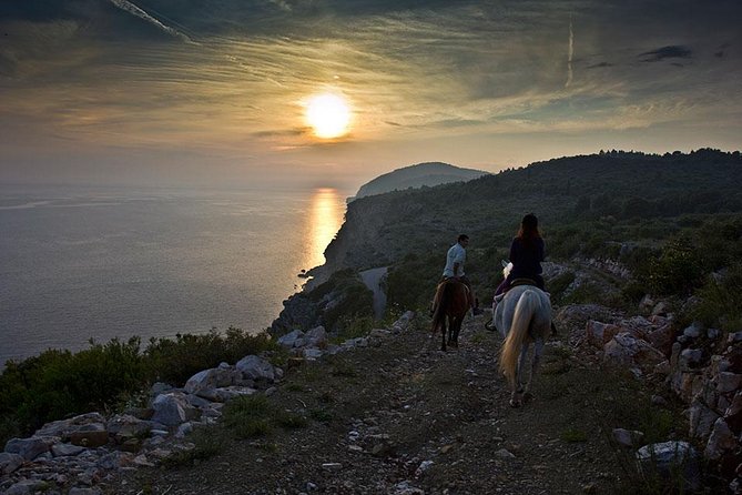 Horseback Riding in Konavle Region with Transport from Dubrovnik - Your Snack and Wine Moment at Arrival
