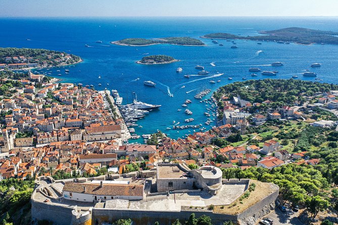 HVAR & 4 Islands PRIVATE BOAT TOUR - Key things to know before you go