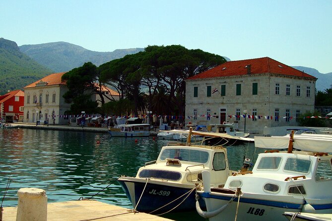 Hvar Private Walking Tour With A Professional Guide - Price and Group Value, What You Should Expect