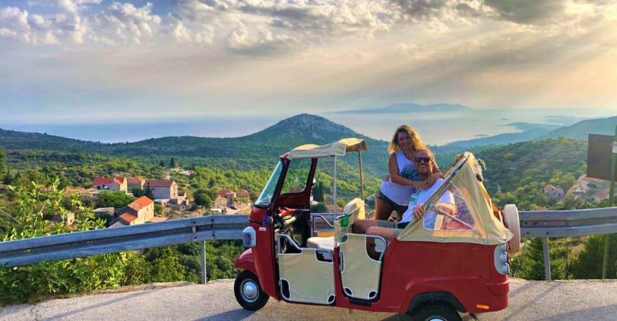Hvar: Tuk Tuk island tour - Pickup and drop-off: how the tour fits your hotel plan