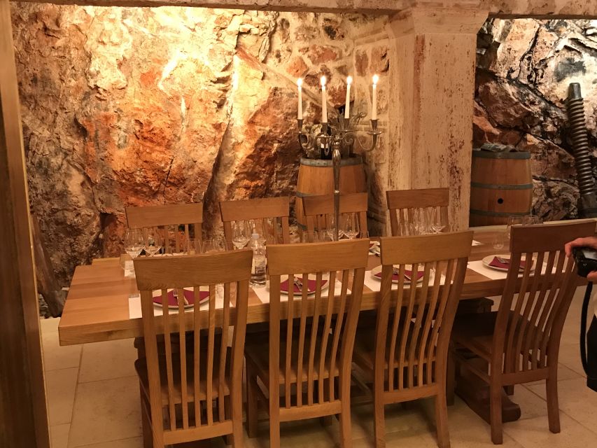 Hvar: Wine Lovers Tour to 3 Wineries with Local Tastings - Vrisnik and Ventus: Boutique Wines Named for the Wind