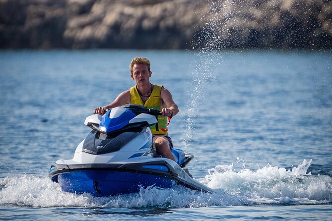 Jet Ski Rent 30 min - Jetski setup for two riders and the 230 kg total limit