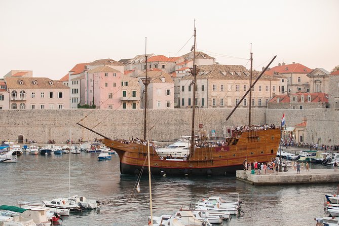 Karaka - The Best Dubrovnik Sunset Cruise (adults only) - Dubrovnik City Walls from the water: the best photo you can get without extra tickets