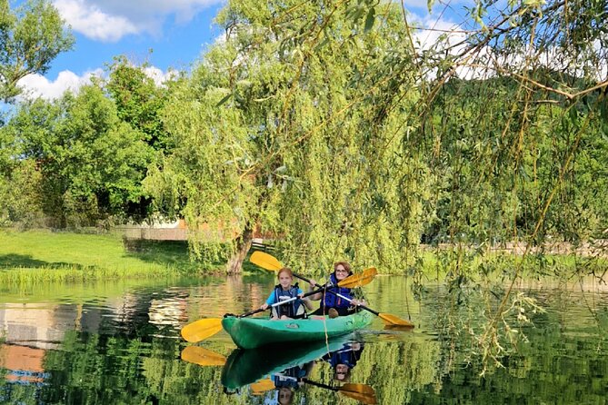 Kayak on the Gacka River - Your kayak setup: sit on top stability, size, and drybag value