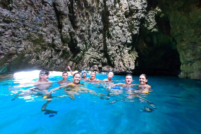 Kayak tour with cave experience - Why this kayak-and-cave combo is so worth it