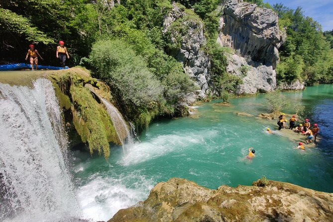 Kayaking Mreznica Waterfalls close to Plitvice Lakes - How the Guides Keep It Fun and Safe, Even With Mixed Skill Levels
