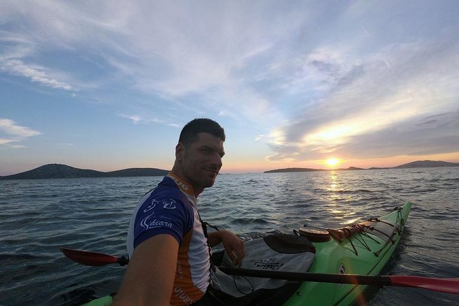 Kayaking to the island Prvić - Ocean kayaking fitness: what “deceptively challenging” really means