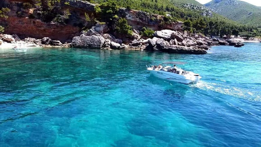 Korčula Snorkeling&Swimming, Shipwreck & More, Private Tour - From East Port to the first swim: how this private boat day works