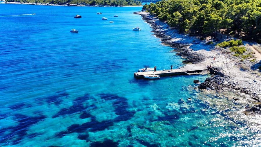 Korčula Snorkeling&Swimming, Shipwreck & More, Private Tour - Cliff jumping: optional, but choose it wisely