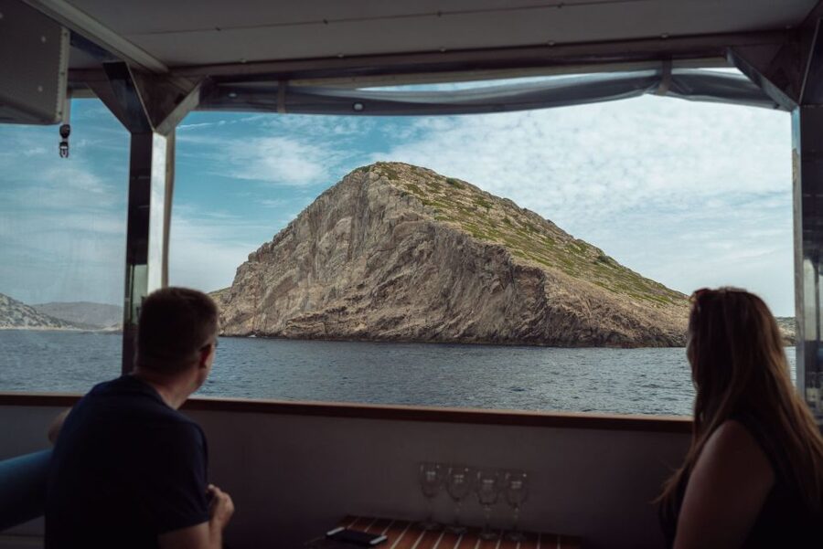 Kornati National Park and Telašćica Full-Day Boat Tour - Lunch onboard and the dolphin moment that can happen on the way