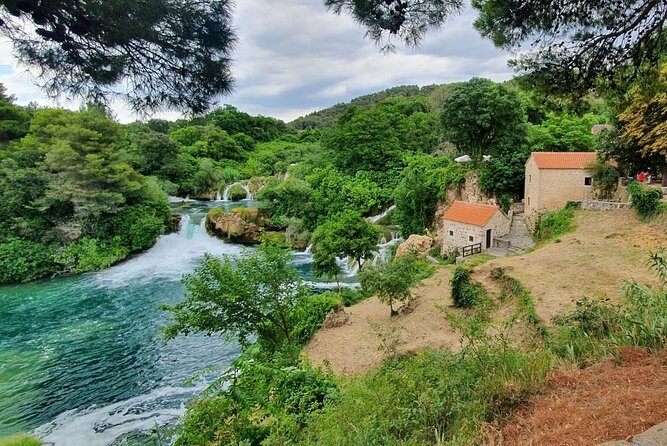 Krka Tour with Breakfast included in Croatia - The 30-Minute Boat Cruise to Skradin