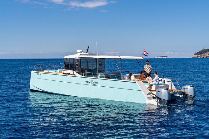 Luxury Blue Cave and Elaphiti Islands Small Group Tour - Sea Conditions and Route Changes: The Skipper’s Safety Decision