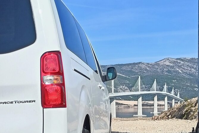 Luxury private transfer: Split Town to Split airport - Luggage rules: the part that prevents last-minute stress