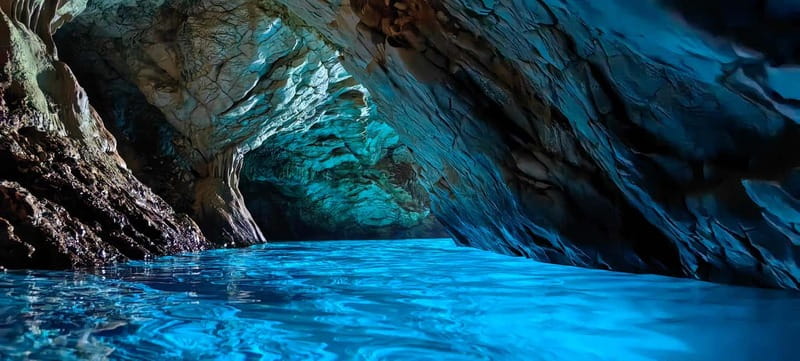 Makarska: 3-island Speedboat Cave & Blue Lagoon Tour - Leaving Makarska By Speedboat: How the 5-Hour Flow Works
