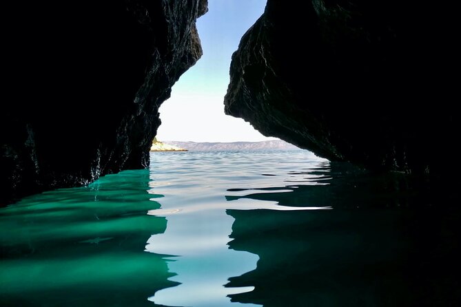 Makarska: 3-Island Speedboat Tour with Cave and Blue Lagoon - Stop 4, Zečevo islet: snorkel-friendly, calm, and unpopulated