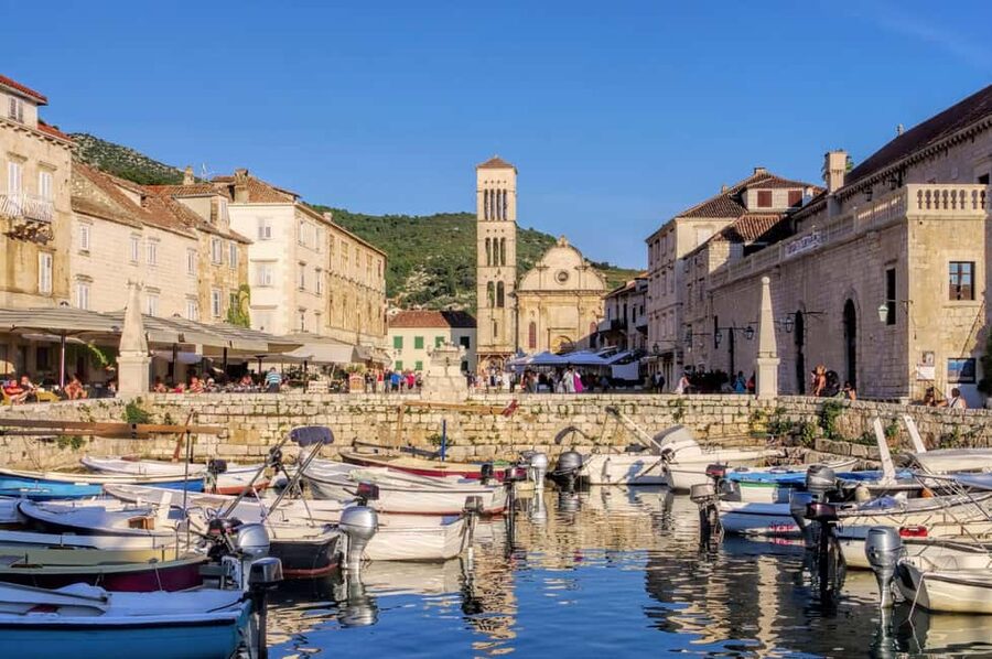 Makarska: 5-Islands Tour, Blue Cave, Vis, Hvar & Brač - Brac’s Puntica Bay, a final swim with fewer plans