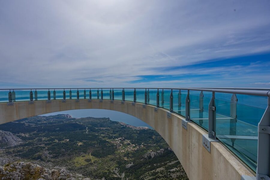 Makarska: Buggy Skywalk and Biokovo Tour - Food, wine, and what’s included when you land back at sea level
