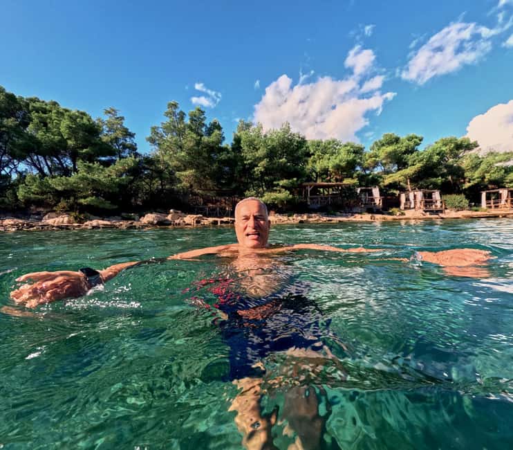 Makarska: Golden Horn Beach & Secluded Bays Speedboat Tour - Stop 1: Zlatni Rat Beach (Golden Horn) for 2 hours of swimming and snorkeling