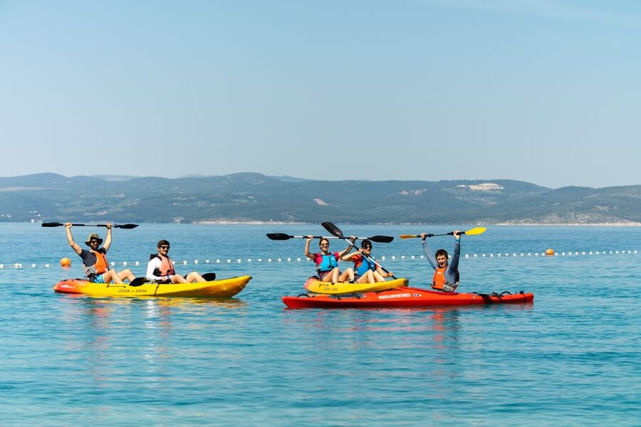 Makarska: Guided Sea Kayaking Tour with Snorkeling Stop - Pacing, Effort Level, and How the Guide Keeps It Easy