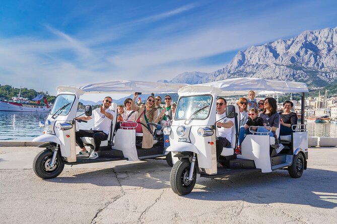 Makarska: Skywalk Tour with a Tuk Tuk - Skip the line ticket - Skywalk Biokovo: walking on glass over the sea