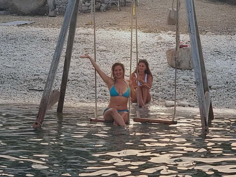 Makarska: Speedboat Sunset Tour to hidden bay on island Brač - Who this tour fits best (and who should skip it)