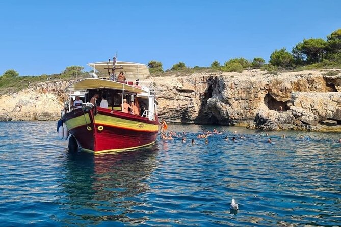 Medulin -Kamenjak 5h boat trip with lunch & drinks on Sandra Boat - Why this Medulin boat trip feels different from a plain excursion