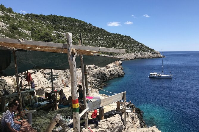 Mljet Island National park Yacht Excursion from Korcula Island - Comfort and extras: Wi-Fi onboard plus a small-group rhythm