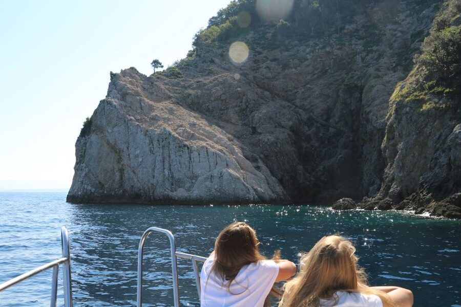 Opatija/Lovran: Boat Trip to Secluded Beaches on Island Cres - Why the boat anchors: the real trick for better swimming