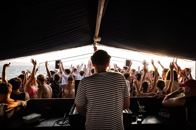 Out to Sea Split Boat Party w/ Blue Lagoon Swim, Dj & Afterparty - Value and Price: Why About $48 for 6 Hours Can Make Sense