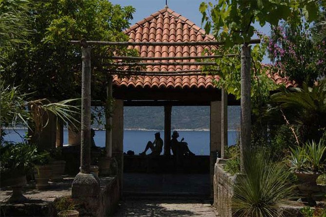 Panorama Dubrovnik & Arboretum Trsteno PRIVATE TOUR - Trsteno Arboretum: 15th-century gardens plus the Gozze family story
