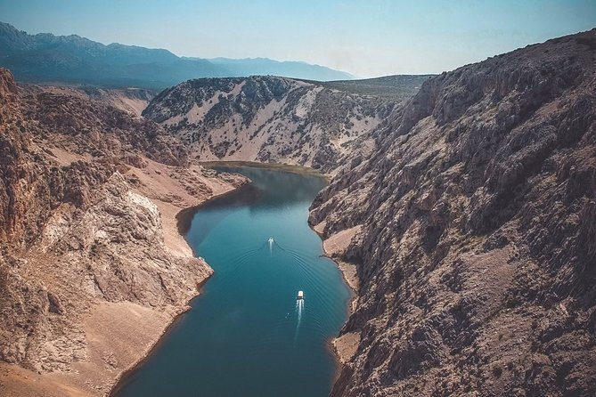 Photo safari trough the Winnetou canyon - From Novigrad to the river: how the timing feels