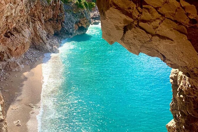Picnic on Croatian Secret Beach - From Dubrovnik to Konavle, the ride that sets the tone