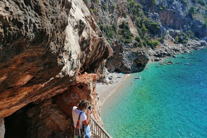 Picnic on Croatian Secret Beach - Small-group comfort: pickup, air conditioning, and mobile tickets
