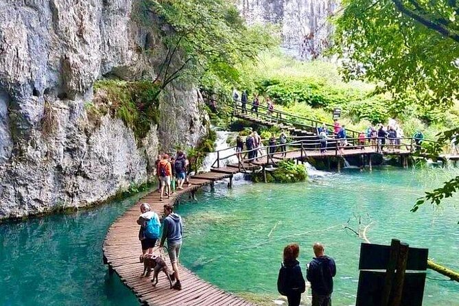 Plitvice Lakes Day Tour from Zadar, Simple and Safe - Guides and communication: clarity can make or break a long day