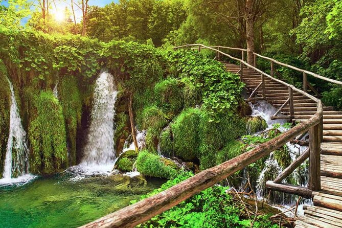 Plitvice Lakes National Park Guided Day Tour from Split - Park entrance fees: what you pay, when you pay, and why cash is a must