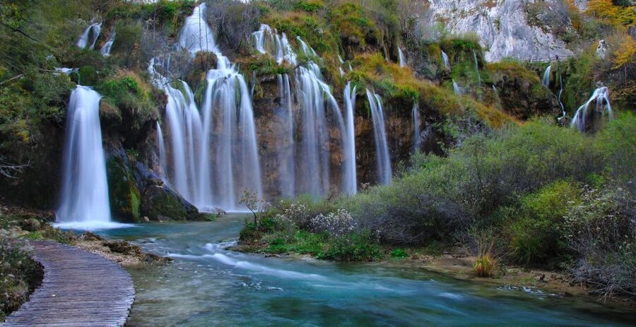 Plitvice Lakes National Park: Private Tour from Zadar - What’s included, and what you’ll still need to budget