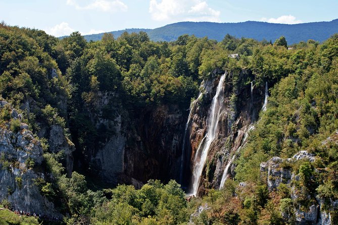 Plitvice Lakes National Park Tour from Zadar - What to Pack for Heat, Stairs, and Crowds