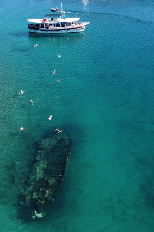 Podstrana: Full-Day Boat Trip to Brač and Shipwreck Kontesa - Quick Hits Before You Go