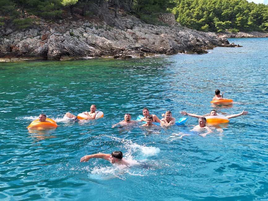 Podstrana: Full-Day Boat Trip to Brač and Shipwreck Kontesa - Sutivan on Brač: Town Time That Breaks Up the Water Day