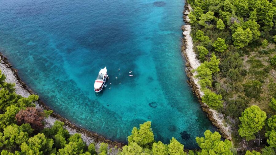 Podstrana: Full-Day Boat Trip to Brač and Shipwreck Kontesa - Return Sail and Watermelon: Ending the Day the Right Way