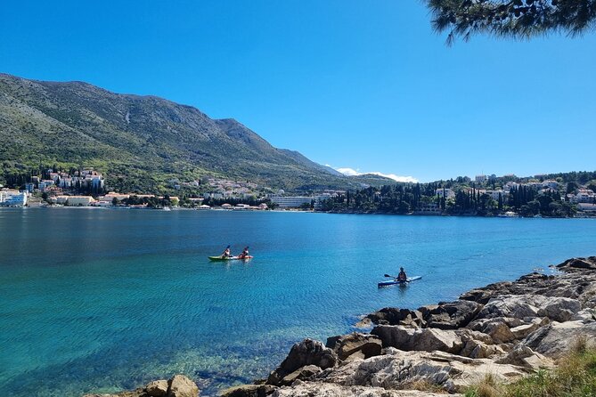 'Pomalo' Sunset Guided Kayak Tour in Cavtat - A small group of up to 8 makes the guide feel close, not distant