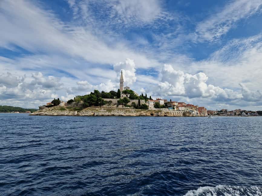 Poreč: Boat tour to Rovinj with lunch and drinks - The Lim Fjord ride and Pirates Cave views from the water